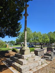 Croix de cimetière - Sainte-Croix-sur-Buchy
